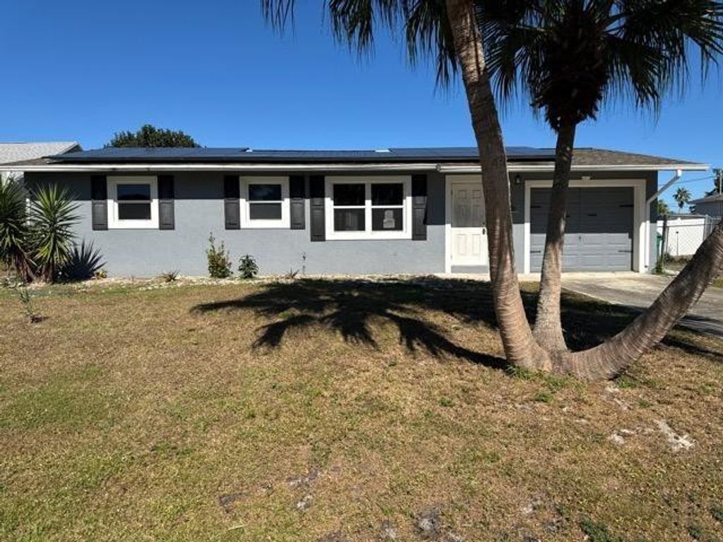 321 NE Genesee Avenue, Port St. Lucie, Port St Lucie, FL 34983