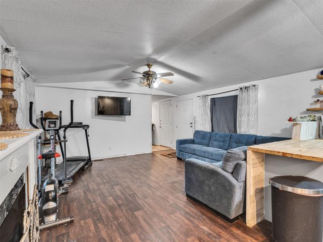 7225 7225 Libby Lane, Pearland, TX 77584