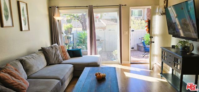 1197 Ramona Drive, Newbury Park (thousand Oaks), CA 91320