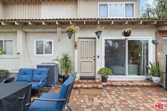 1197 Ramona Drive, Newbury Park (thousand Oaks), CA 91320