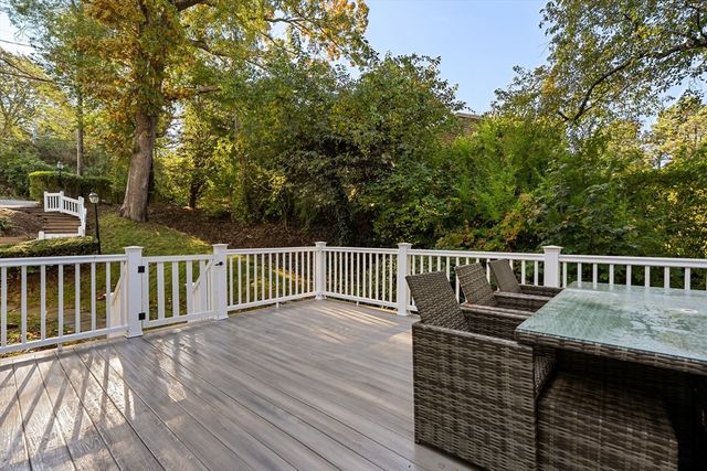 17 Sunrise Ave, Plymouth, MA 02360