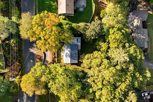 17 Sunrise Ave, Plymouth, MA 02360