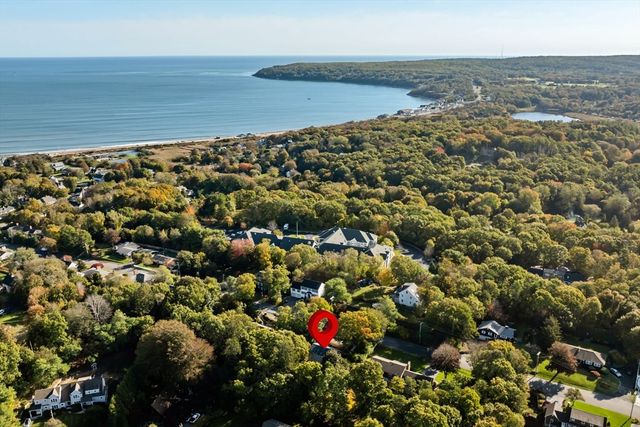 17 Sunrise Ave, Plymouth, MA 02360