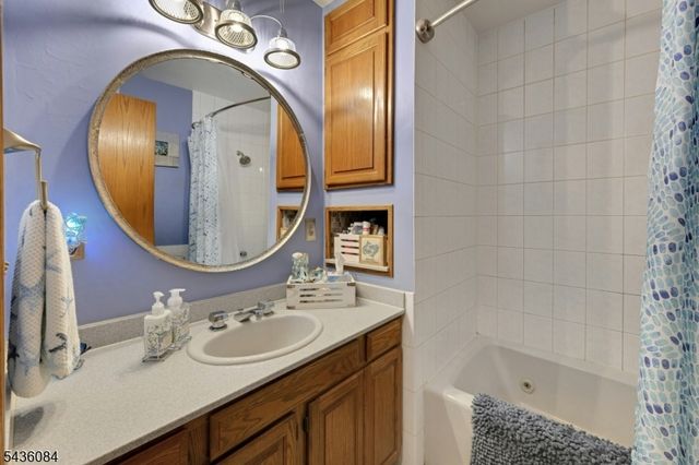 3 South Hillside Dr, Mount Olive Twp., NJ 07828