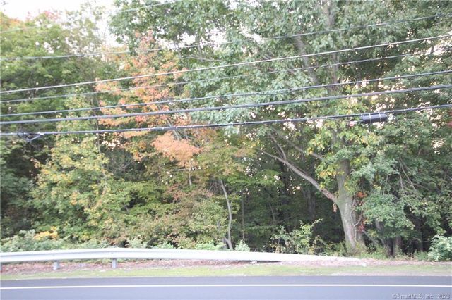 20 New Haven Road, Prospect, CT 06712
