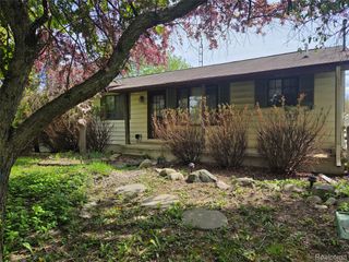 6300 Runyan Lake Road, Tyrone Township, MI 48430