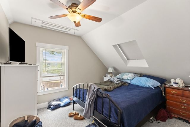 335-R Cabot St, Beverly, MA 01915