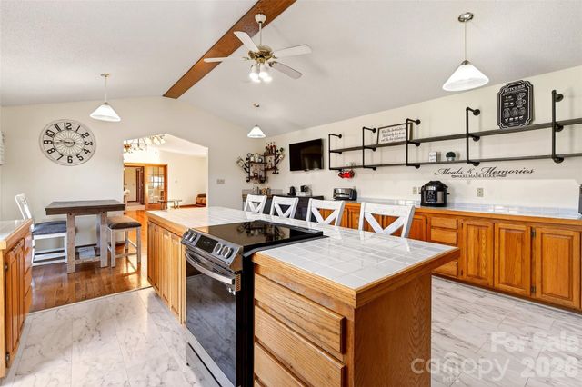 20 Annie Drive, Marion, NC 28752