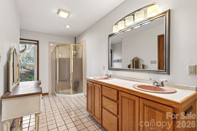 20 Annie Drive, Marion, NC 28752