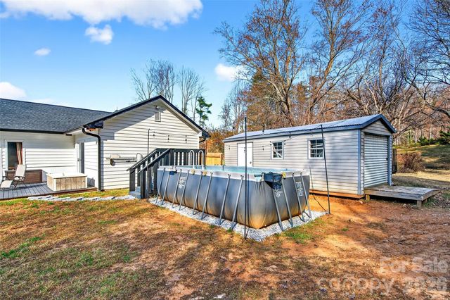 20 Annie Drive, Marion, NC 28752