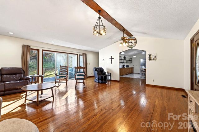 20 Annie Drive, Marion, NC 28752