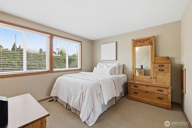 1668 S Wilton Rd, Tacoma, WA 98465