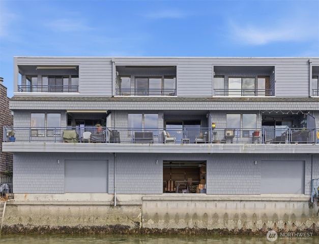 1668 S Wilton Rd, Tacoma, WA 98465