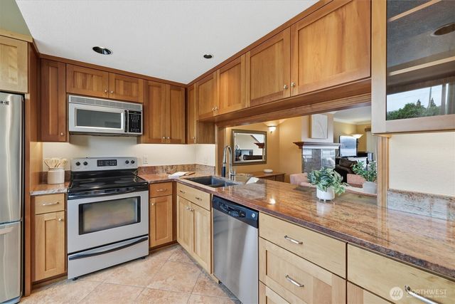 1668 S Wilton Rd, Tacoma, WA 98465