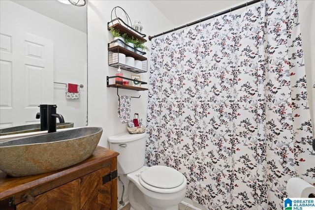 1095 DEANS FERRY ROAD, Hayden, AL 35079