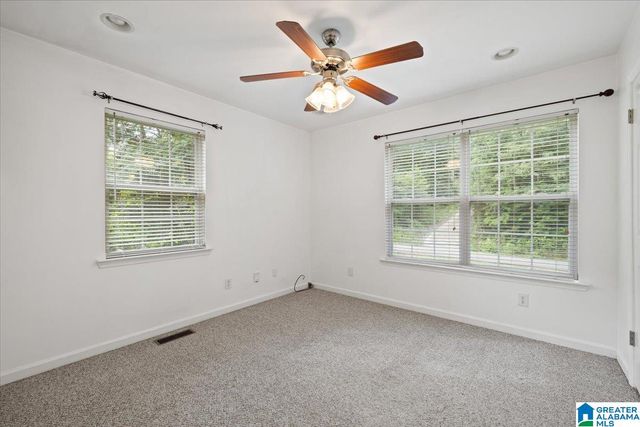 1095 DEANS FERRY ROAD, Hayden, AL 35079