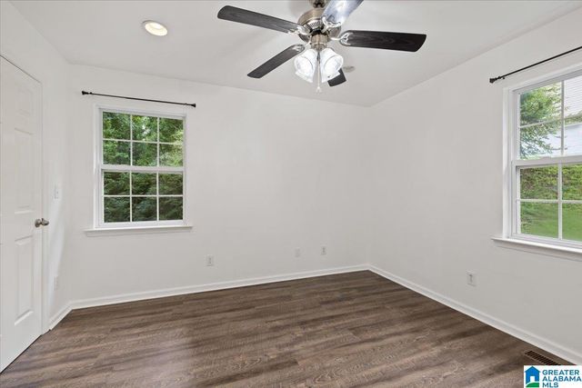 1095 DEANS FERRY ROAD, Hayden, AL 35079