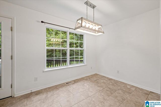 1095 DEANS FERRY ROAD, Hayden, AL 35079