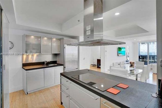 18201 Collins Avenue 1202, Sunny Isles Beach, FL 33160