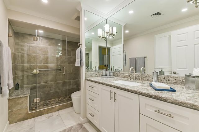 14 Greenway Plaza 15P, Houston, TX 77046