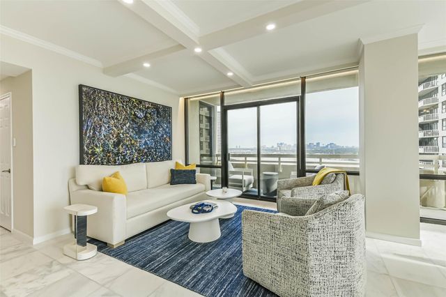 14 Greenway Plaza 15P, Houston, TX 77046