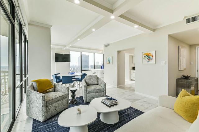 14 Greenway Plaza 15P, Houston, TX 77046