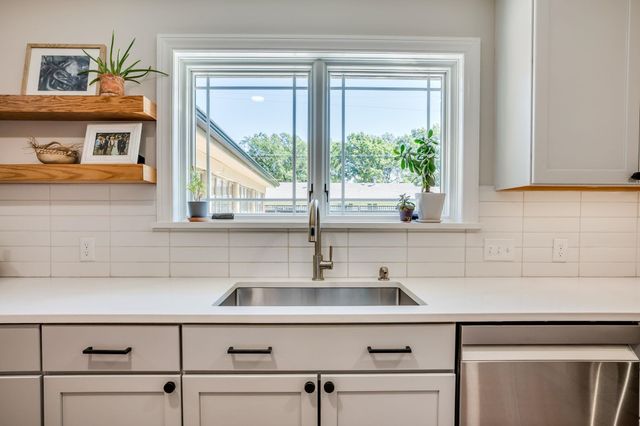 304 S Courtleigh Drive, Wichita, KS 67218