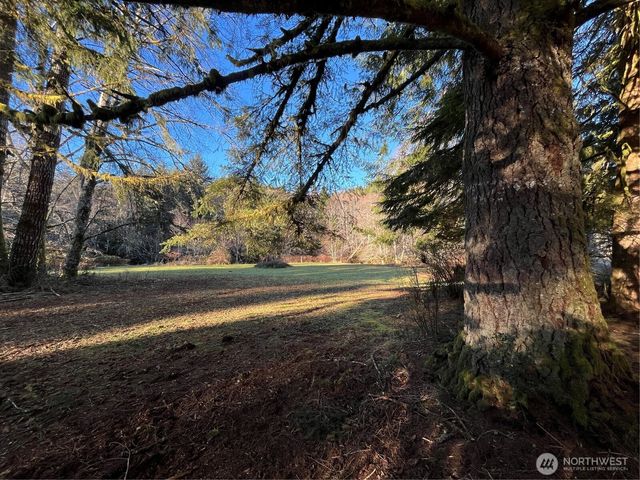 1329 State Route 4, Naselle, WA 98638