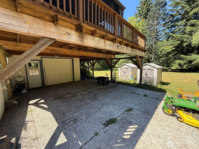 1329 State Route 4, Naselle, WA 98638