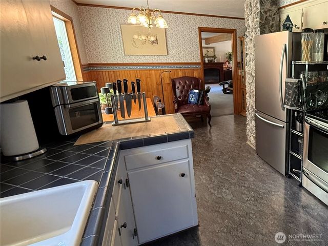 1329 State Route 4, Naselle, WA 98638