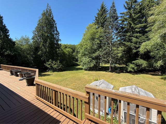 1329 State Route 4, Naselle, WA 98638