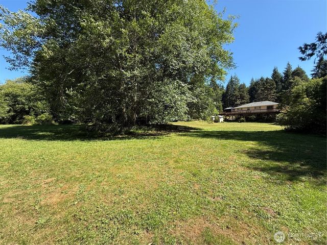 1329 State Route 4, Naselle, WA 98638