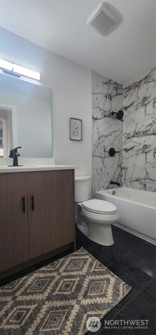323 SW 108th Street, Seattle, WA 98146