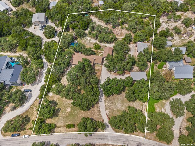 104 Rusty Ln, Boerne, TX 78006