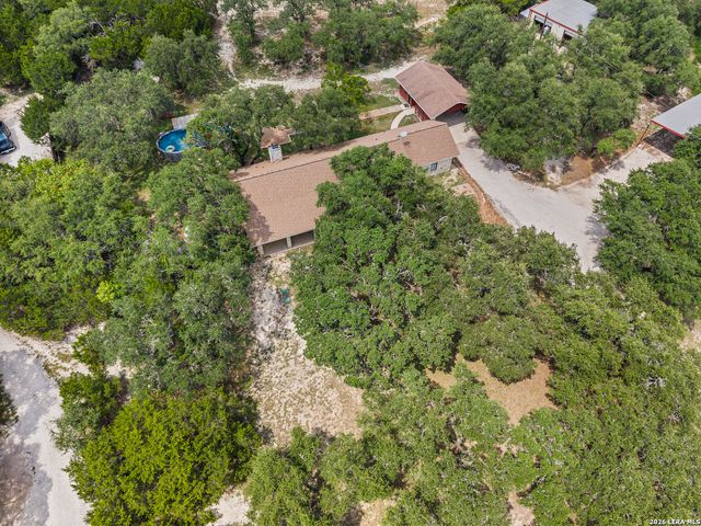 104 Rusty Ln, Boerne, TX 78006
