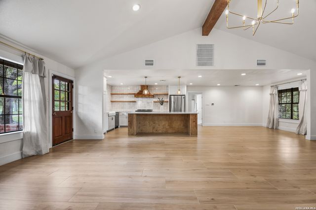 104 Rusty Ln, Boerne, TX 78006