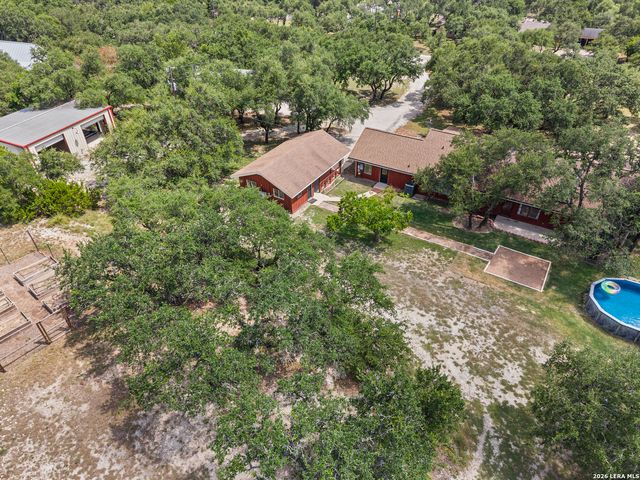 104 Rusty Ln, Boerne, TX 78006