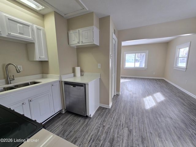 214 Alpha Ave, Louisville, KY 40218