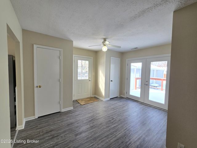 214 Alpha Ave, Louisville, KY 40218