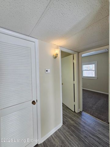 214 Alpha Ave, Louisville, KY 40218