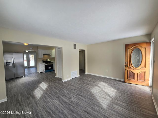 214 Alpha Ave, Louisville, KY 40218