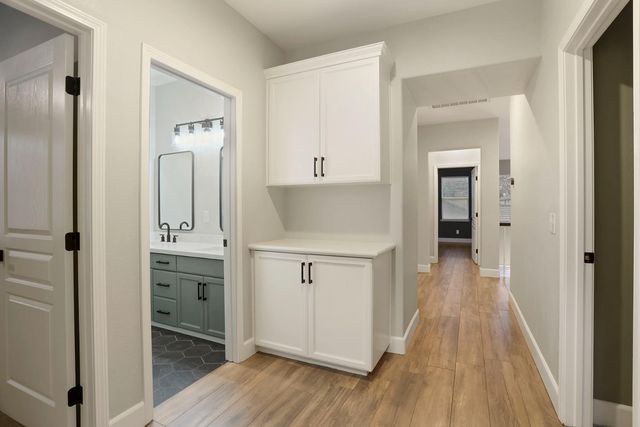 10816 Merritt Dr, Stockton, CA 95219