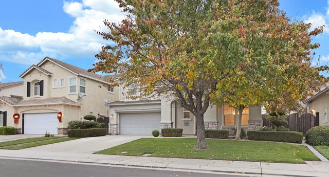 10816 Merritt Dr, Stockton, CA 95219