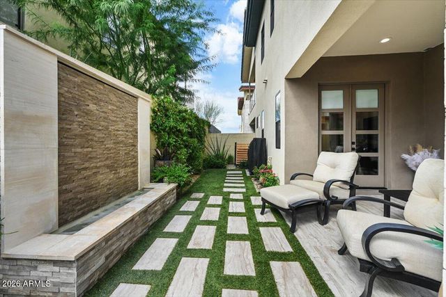 1 EASY Street 21, Carefree, AZ 85377