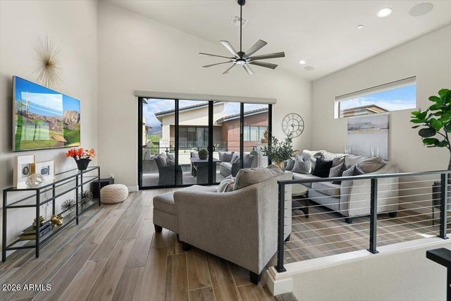 1 EASY Street 21, Carefree, AZ 85377