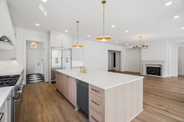 5448A Franklin Pike Cir, Brentwood, TN 37027