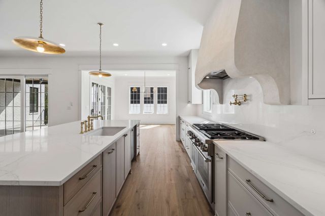 5448A Franklin Pike Cir, Brentwood, TN 37027