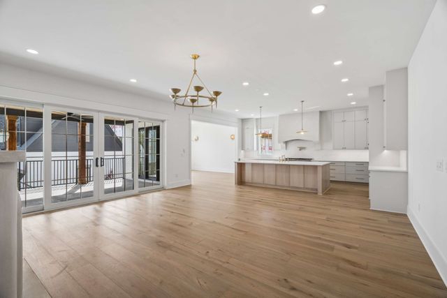 5448A Franklin Pike Cir, Brentwood, TN 37027