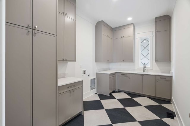 5448A Franklin Pike Cir, Brentwood, TN 37027