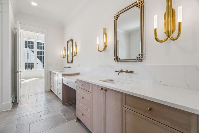 5448A Franklin Pike Cir, Brentwood, TN 37027